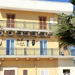 Frühstückspension La Perla Nera 3*
