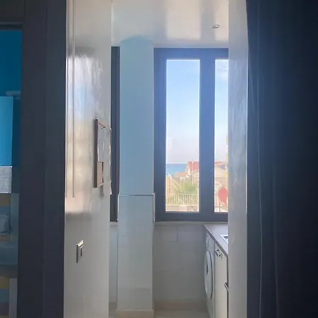La Perla Nera Oda ve Kahvaltı 3*