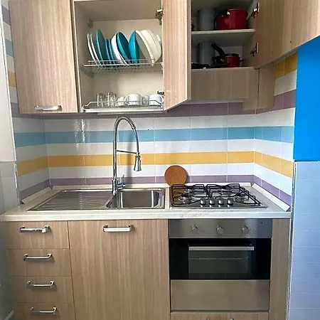 לינה וארוחת בוקר La Perla Nera מרגריטה די סבויה